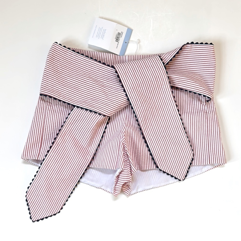 Bella Bliss Wembley Short Size 8